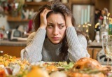 На семейном застолье золовка пересказала мне мои же слова, и я поняла, откуда утечка