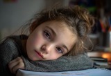 Дочка ведёт себя тише всех в группе, а местный психолог бьёт тревогу