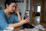 Муж считает, что раз он сейчас живёт в другом городе, то и денег мне скидывать не должен