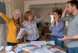 Свекровь спелась с моей мамой. Теперь они хотят жить вместе, ещё и ремонт требуют сделать