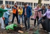Субботник в школе прошел не по плану из-за одного дуралея, а меня теперь обвиняют во всех смертных грехах