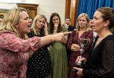 Истеричная мамаша решила, что мой сын украл у ее дочери победу на конкурсе пения, но опозорилась на всю школу
