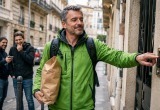 Устроился работать курьером в сорок пять лет и не жалею, хоть надо мной все и смеются