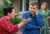Снова соседка на меня мужу жаловалась &ndash; я, оказывается, посторонних мужиков к себе вожу
