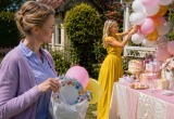 Соседка устраивает для своих детей шикарные праздники, и теперь моя хочет такие же