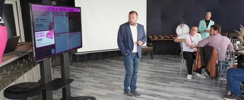Евгений Иванов