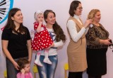 Дети Износковского района встретили губернатора концертом и подарками
