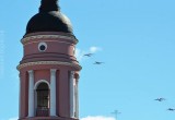"Витязи" и "Стрижи" репетируют Парад Победы в небе над Калугой. Фотографии.