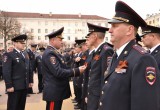 Калужские полицейские на Театральной площади провели строевой смотр