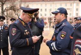 Калужские полицейские на Театральной площади провели строевой смотр