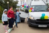 А.Артамонов посетил социальные и образовательные учреждения Дзержинского района 