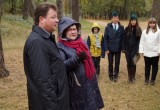 Калужские школьники провели экологическую акцию в Комсомольской роще