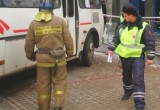 На ул. Кирова "ПАЗ" сбил пешехода и врезался в торговый комплекс