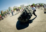 Калужские силачи таскали многотонный самосвал, бревна и огромные покрышки. Фотоотчет