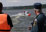 Калужские спасатели провели соревнования по водно-моторному спорту 