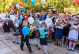 Анатолий Артамонов принял участие в открытии новой школы