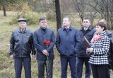Установлен памятник погибшим летчикам, чей самолет был поднят со дна Угры. Фотоотчет 