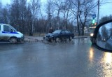 "Волга" и "Лада" не поделили дорогу на ул. Кубяка