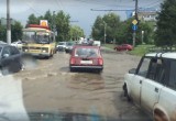 В Калуге несколько улиц оказались под водой. Фото и видео