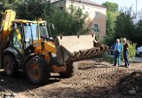 Александр Иванов проверил ход работ по ремонту дворов, вошедших в программу «Городская среда»