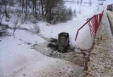 Два человека пострадали в иномарке, вылетевшей с моста