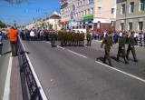 В Калуге прошло торжественное шествие в честь Дня Победы (фото)