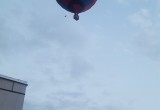 От калужского рынка взлетел воздушный шар (видео)