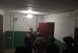 ФСБ обнародовала оперативное видео штурма подпольной оружейной мастерской