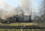 В Калуге произошел пожар возле железнодорожного переезда