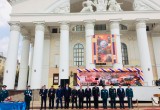 Обливание водой, танец лестниц и оркестр: пожарная охрана МЧС отпраздновала 370-летие (фото)