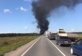 Грузовик с топливом перевернулся и сгорел на трассе Калуга - Тула