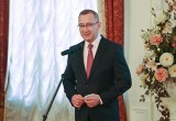 Владислав Шапша наградил жителей области