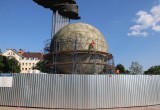 Градоначальник Калуги проверил ход реконструкции "шарика"