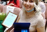 Губернатор наградил медалью Диану Бессарабову за спасение ребенка