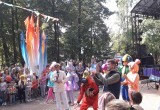 В Калуге прошел семейный фестиваль уличных театров "Вам билетик" (фото)
