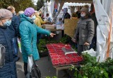 На площадке Гостиного двора прошло открытие выставки-ярмарки "Калужская осень-2021"