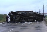 Поезд снес грузовик в Калужской области