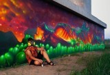 Уличный художник подарил Калуге серию фантастических рисунков