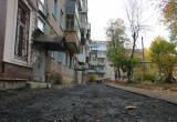 Градоначальник проверил ремонт междворовых проездов в Калуге
