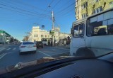 На перекрёстке улиц Кирова и Ленина произошло ДТП с участием маршрутки