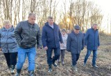 В Калужской области спасают обмелевшую реку