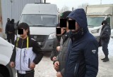 Полиция и ОМОН провели рейд в Боровском районе