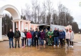 Сто мешков мусора вывезли волонтеры из Губернского парка