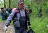 Дмитрий Денисов принял участие в субботнике на берегу озера