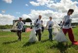 Волонтёры расчистили берега Оки на границах Калужской, Тульской и Московской областей