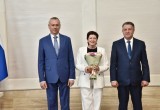 Высшие награды Новосибирской области вручены ко Дню России