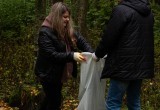 В Калуге волонтеры очистили два памятника природы от мусора
