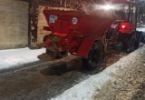 Калужские коммунальщики продолжают устранять последствия ледяного дождя 