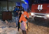 В Обнинске на двух пожарах спасли людей и кошку
