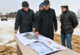 Владислав Шапша осмотрел стройки будущих школ в микрорайонах Байконур и Кубяка